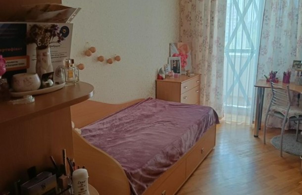 Продаж квартири по вул. Автозаводська, фото 6