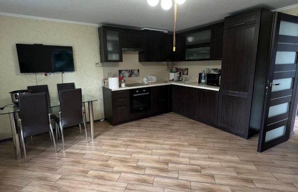Продаж будинку біля Львова з ремонтом у с.Вислобоках, фото 30