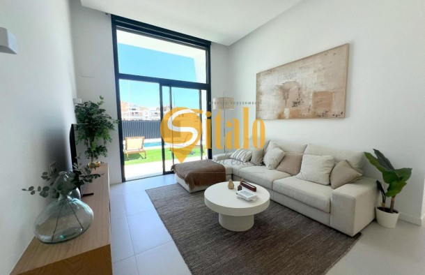 Сучасний будинок з ремонтом у Фінестраті., фото 1