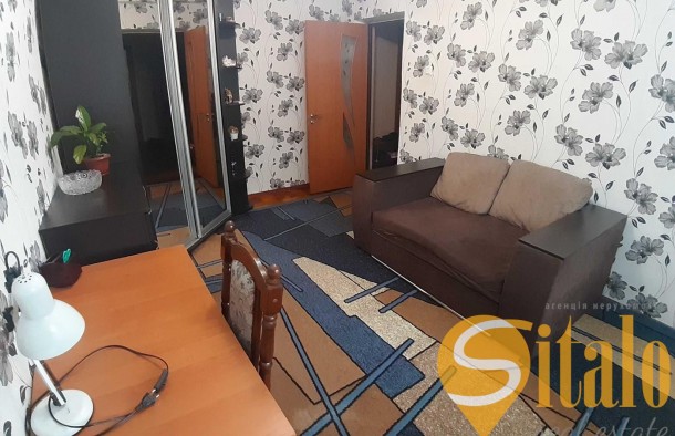 Продаж 2х кімнатної квартири по вул. Комарова, фото 1