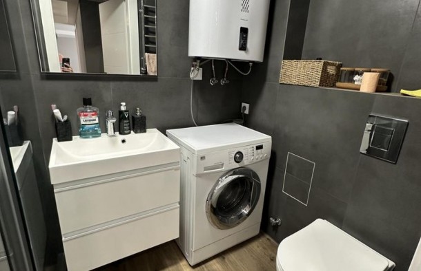 Продам трикімнатну квартиру з новим  ремонтом. Космос., фото 5