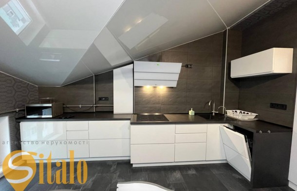 Продаж 3 кім квартири в центрі з ремонтомБельведерська, фото 1