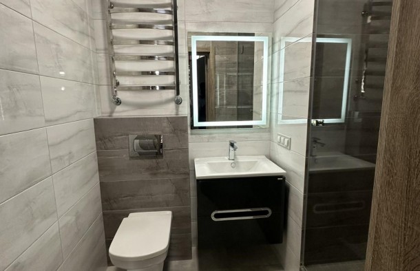 Продається двоповерхова 4кімнатна квартира з дизайнерським ремонтом у сучасному будинку на вул. Дж.Вашингтона. Площа  165 м²., фото 29