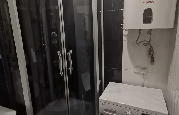 Продаж однокімнатної квартири з евроремонтом вул. Тбіліська., фото 5