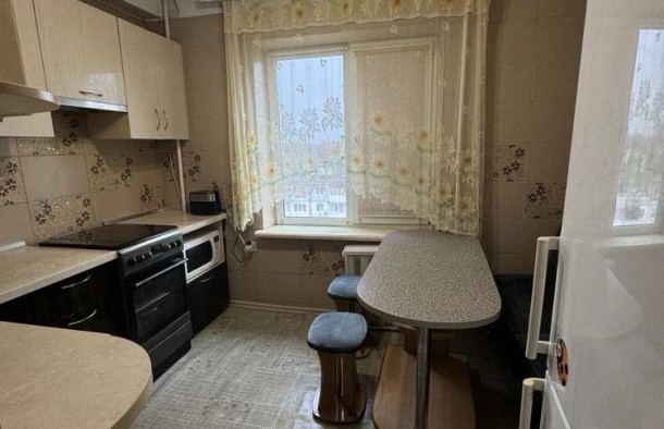 Трикімнатна в районі Раута,космос, у гарному стані., фото 3