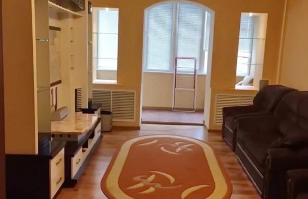 Продаж 2х повнометражної квартири вул. Верхня проспект Металургів., фото 1