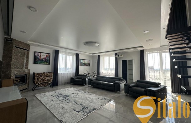 Продається двоповерхова 4кімнатна квартира з дизайнерським ремонтом у сучасному будинку на вул. Дж.Вашингтона. Площа  165 м²., фото 3