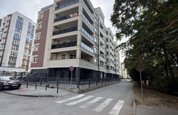 ЕКСКЛЮЗИВНА 3К. КВАРТИРА БІЛЯ МІСЬКОГО ОЗЕРА  PARK APARTMENTS, фото 3