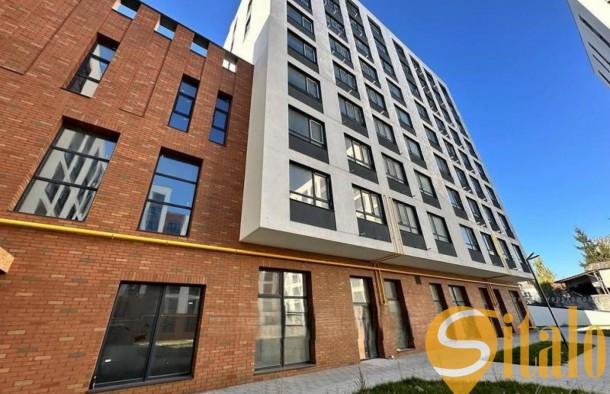 Продається простора 2кімнатна квартира площею 82,6 м² на вул. Навроцького, 31А у Львові., фото 1