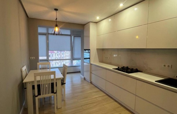 Продаж 1 кім квартири з ремонтом і меблями, біля паркуБАМ, фото 2