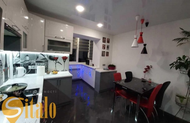 Продаж 3 кім квартири з ремонтоміндивід опаленняЦентр, фото 2