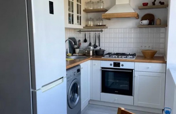 Продаж квартирастудія з окремою спальнею вул. Тарнавського у Львові, фото 2