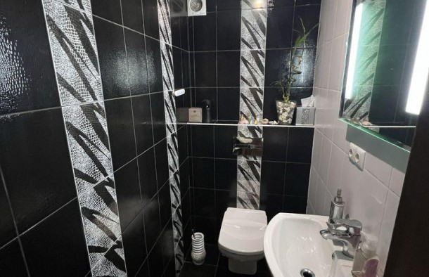 3 кім квартира з ремонтомЖК Паркова алеям.ІваноФранківськ, фото 9