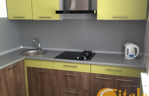 Продаж 2х повнометражної квартири вул. Перемоги в районі бульвару Шевченка., фото 1