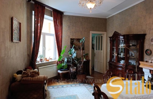 Продаж 4  кімнатна квартира в центрі місто Львів вуиця Богуна, фото 1