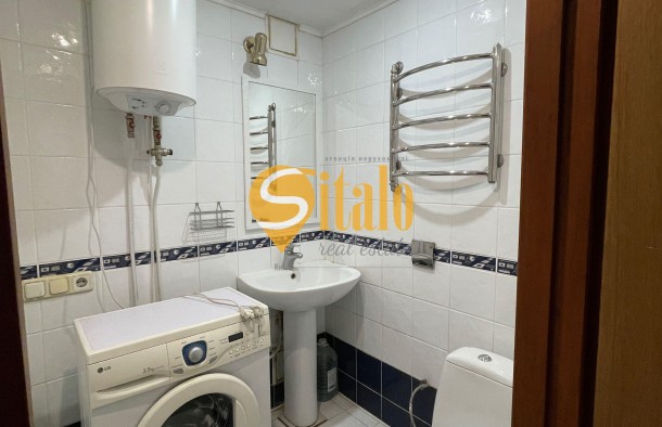 2к квартира  метро Арсенальна  Маріїнський парк, фото 6