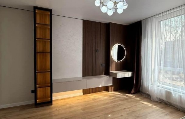 Продаж 2 кім квартири в центрі з ремонтом і меблями, фото 4