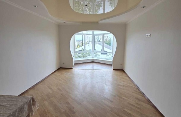 Продаж 2 кім квартири, 70 кв.м., з ремонтом і меблями, фото 7