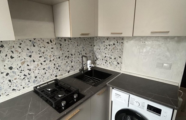 Продаж 1 кімнатної з ремонтом малосімейка вул.Пулюя, фото 1