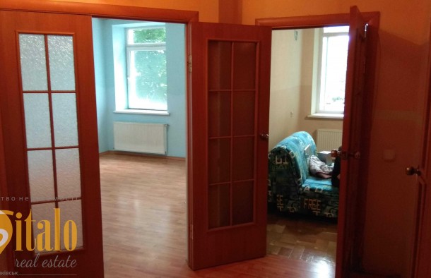 Продаж 1 квартира вул.Богдана Хмельницького,Франківськ., фото 3