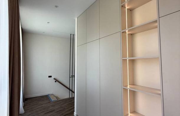 Продаж готового котеджу з дизайнерським ремонтом та меблями в Брюховичах, фото 18