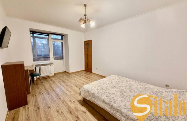 Продаж 1кімнатної квартири з кухнеюстудією по вулиці Зелена, місто Львів, фото 4