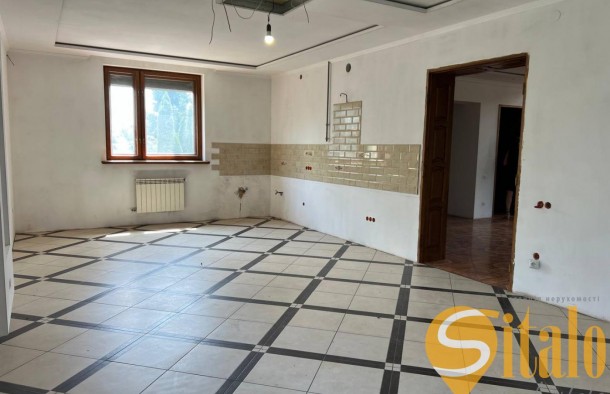 Продаж будинку біля Львова з ремонтом у с.Вислобоках, фото 8