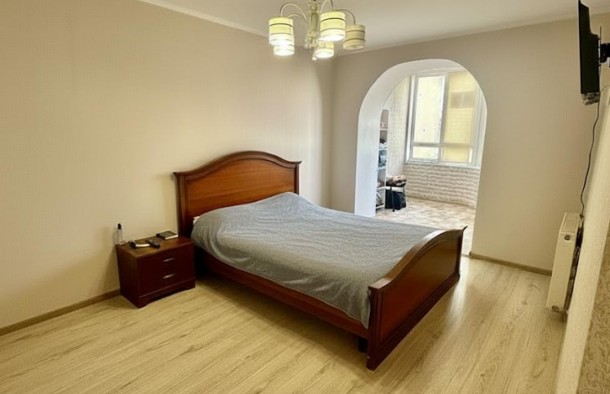 Продається простора 3 кім. квартира Постанови, фото 5