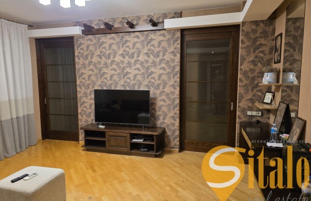 Продаж 4х кімн. повнометражної квартири вул. Миру., фото 2