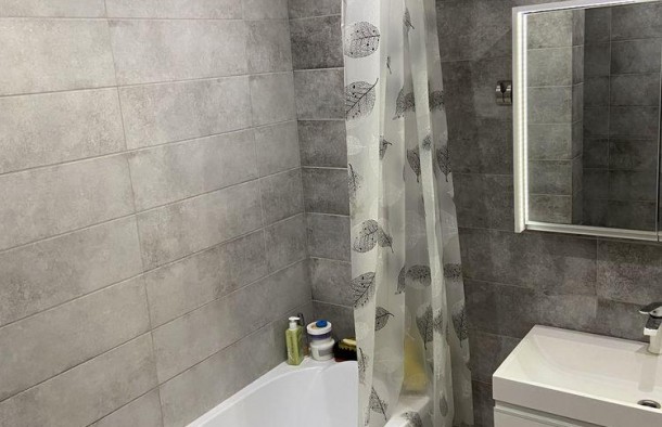 Трикімнатна з  ремонтом та меблями., фото 6