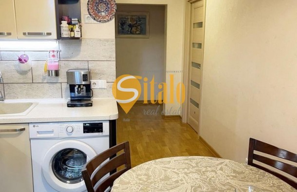 Вул. Зодчих.  Ремонт, низький поверх.  Прт Курбаса,  швидкісний трамвай, фото 15