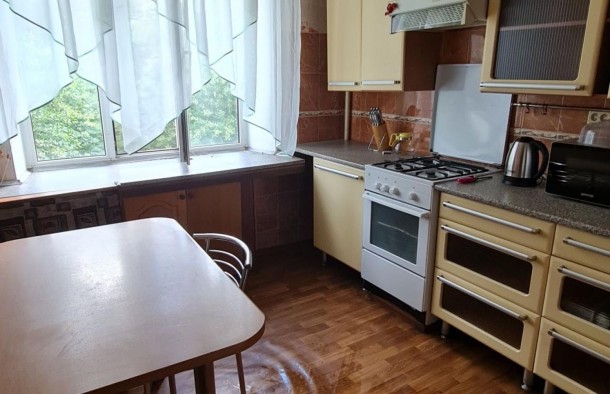 Продаж 2х кімн. повнометражної квартири на Сталеварів., фото 1