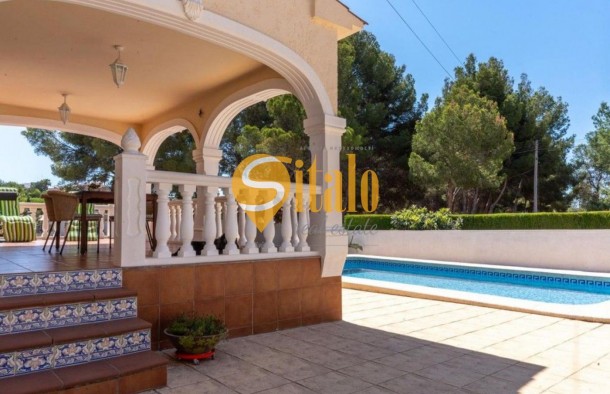 Просторий будинок з басейном у Кальпе, фото 2