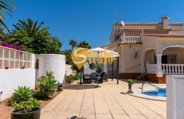 Просторий будинок з басейном у Кальпе, фото 12