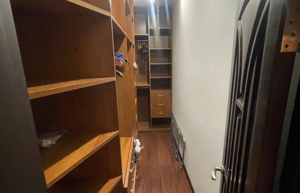 Оренда 4кімнатної квартири 150 м²  вул. Мишуги, 2  Позняки  Паркінг, фото 17