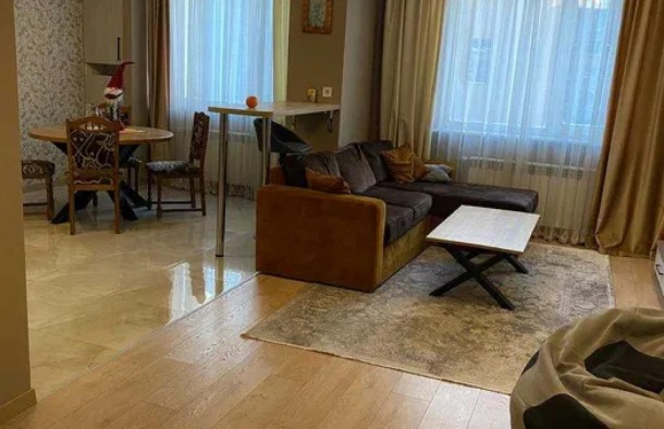 3 кімнатна квартира з дизайнерським ремонтом у новобудові, вулиця Угорська, Львів, фото 5