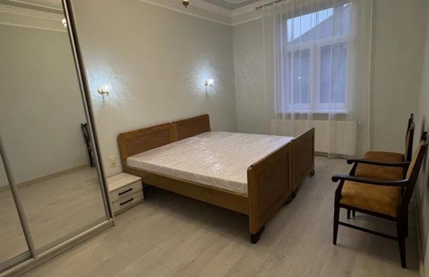 Оренда  Квартира  вул. Героїв УПА, Франківський район, Львів, фото 2