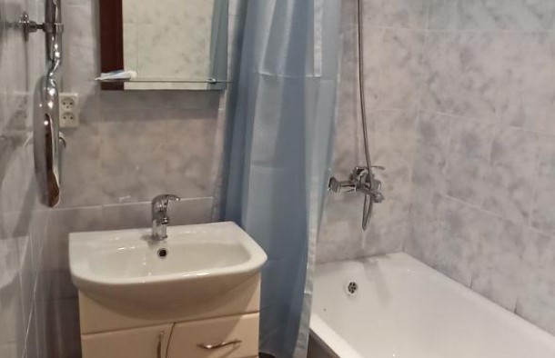 Двокімнатна на Космосі у гарному житловому стані., фото 6