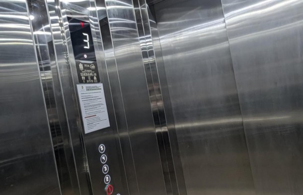 Продаж 2к. 70м2 Паркове містечко, фото 3