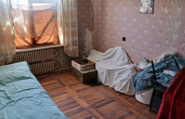 Продаж квартири по вул. Комарова, фото 3