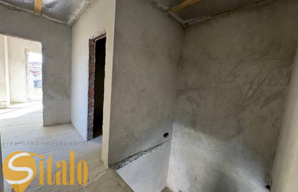 Продається готовий до ремонту  таунхаус з власною ділякою., фото 14