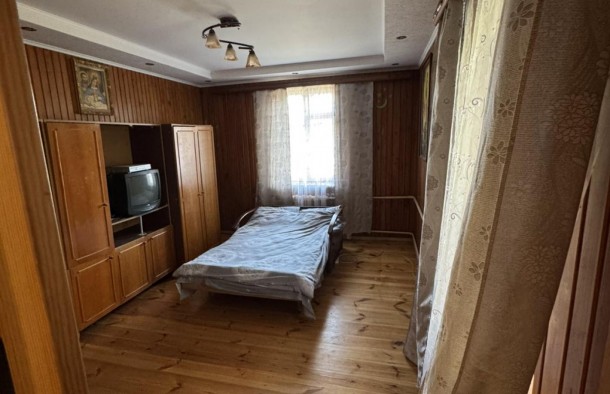 Продаж 2 кім.квартири в центрі м. Радехів, фото 2