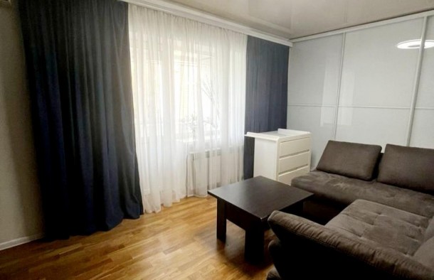 Продаж 2х кімн. квартири бульвар Центральний район ЖК Квартал., фото 1