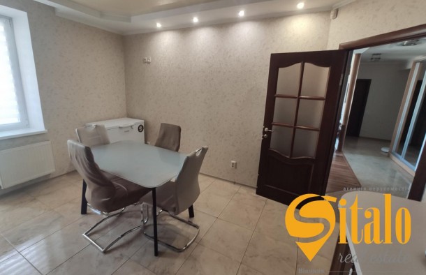 Продаж 5к квартири,  Академіка Ющенка, Поділля, фото 3