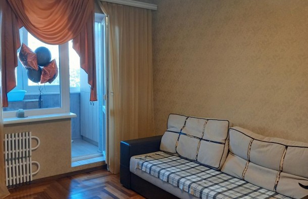 2 кімнатна з ремонтом,малий ринок, фото 4