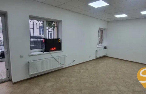 Оренда _ комерційна нерухомість 30м2 у бізнес центрі, м. Львів вул. Героїв Упа 73, фото 3