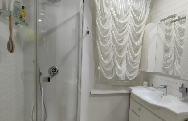 Капітальний маєток з гостьовим будинком та безпечним укриттям., фото 11