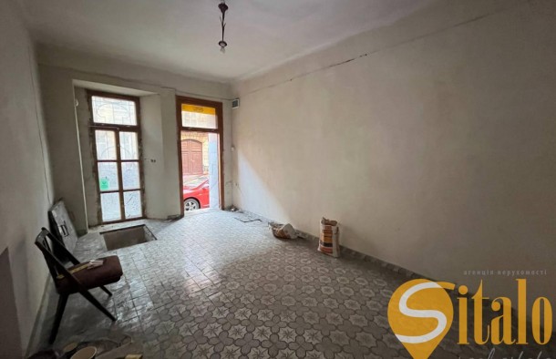 Продаж _ комерційне приміщення фасадний вхід центр м. Львів, вул. Шептицьких 38, фото 7