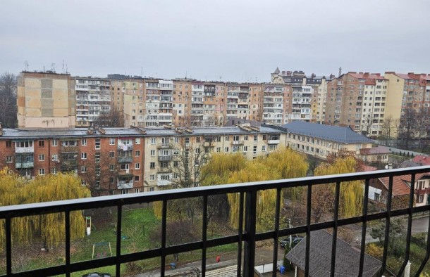 Продаж 2кім квартири 98кв.м з  мансардою 98кв.м м.Коломия, фото 2