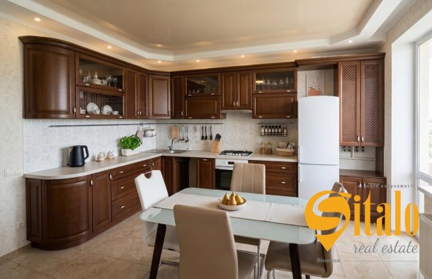 Продаж 5к квартири,  Академіка Ющенка, Поділля, фото 1